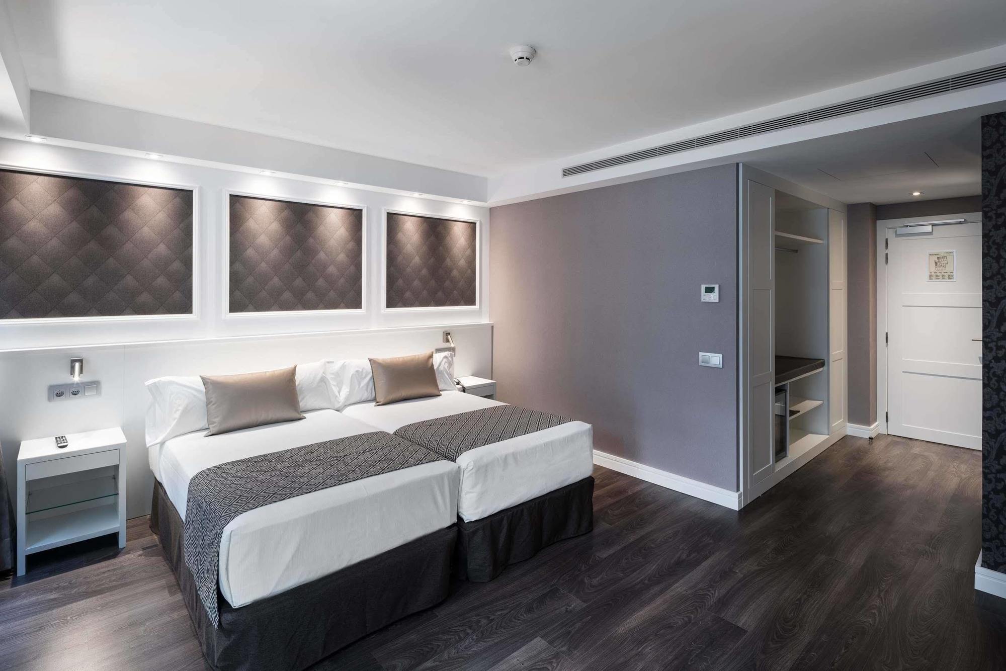 Catalonia Magdalenes Hotel Barcelona